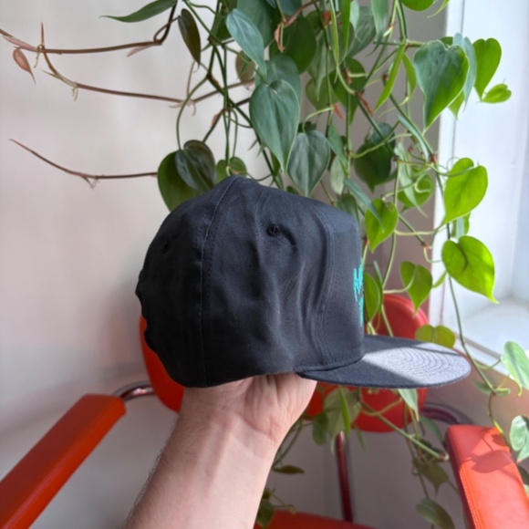 vintage AUTO DETAILS Trucker hat retro font - Picture 5 of 8